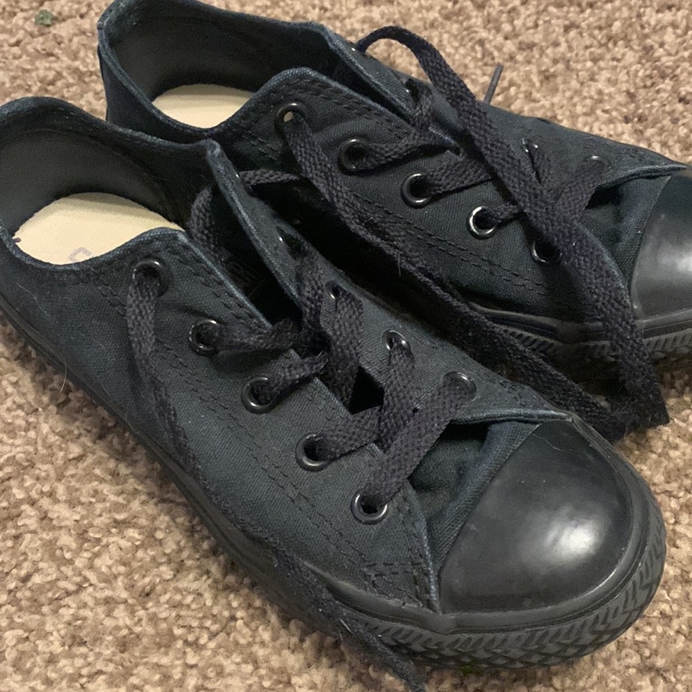 Girls. Converse. - Picture 2 of 7